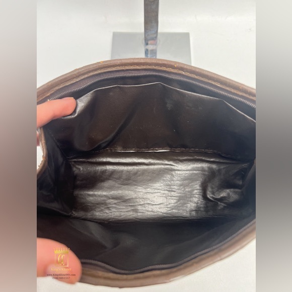 🤎SOLD🤎Fendi Pouch - Picture 10 of 14